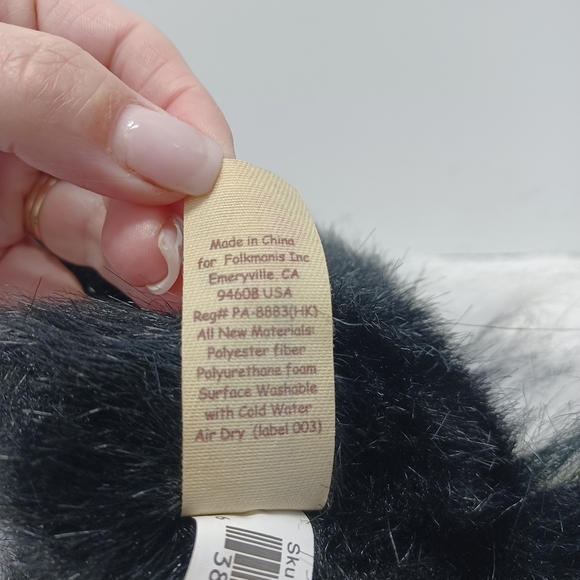 Folkmanis Realistic Plush Black and White Skunk Animal Plush Hand Puppet Toy - Picture 7 of 11